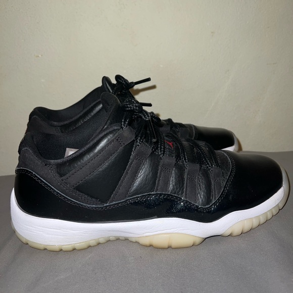 Jordan 11 Low - Picture 6 of 10